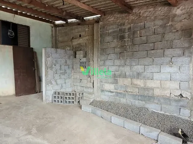 Casa com 250m² 1 quarto e 1 banheiro, à venda, no bairro Jardim Ipê em Itaquaquecetuba