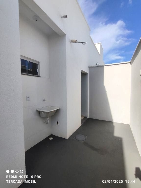 Casa à venda e aluguel com 2 quartos, 10m² - Foto 10
