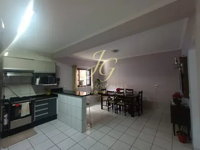Casa 4 quartos e 4 banheiros, à venda, no bairro Loteamento Mogilar em Mogi das Cruzes