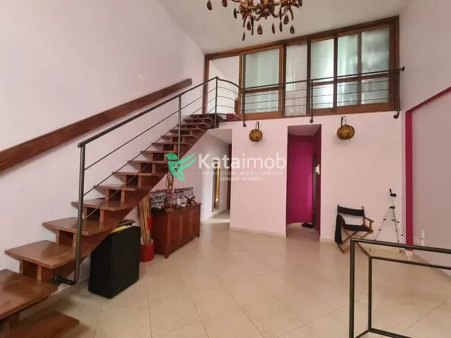 Casa 2 quartos e 4 banheiros, à venda, no bairro Mirandópolis em São Paulo