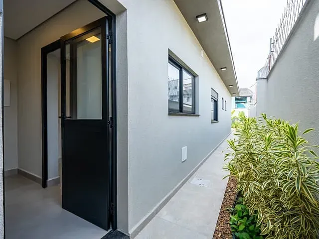 Casa 3 quartos e 5 banheiros, à venda, no bairro Fazenda Rodeio em Mogi das Cruzes
