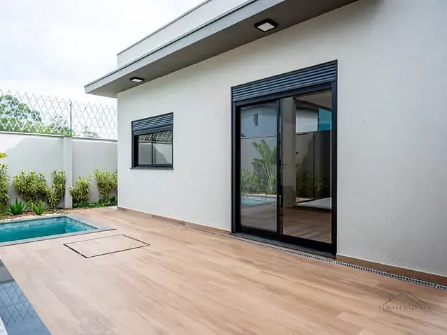 Casa 3 quartos e 5 banheiros, à venda, no bairro Fazenda Rodeio em Mogi das Cruzes
