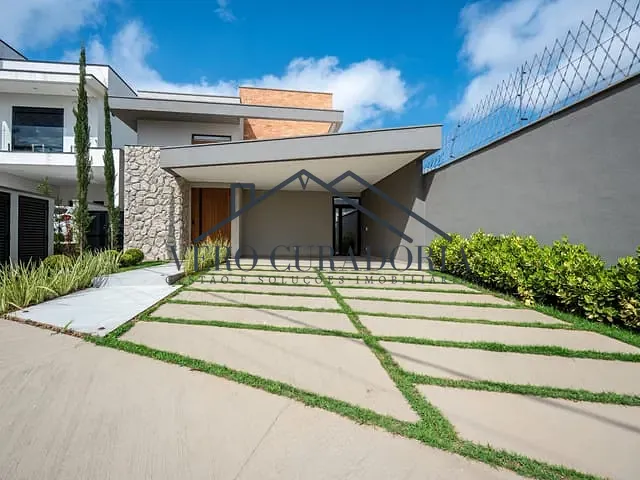 Casa 3 quartos e 5 banheiros, à venda, no bairro Fazenda Rodeio em Mogi das Cruzes