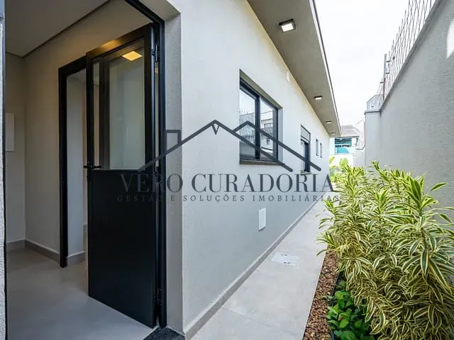 Casa 3 quartos e 5 banheiros, à venda, no bairro Fazenda Rodeio em Mogi das Cruzes