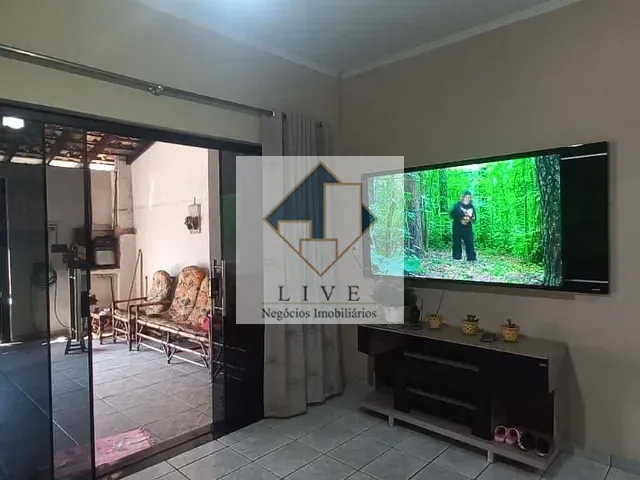 Casa 2 quartos e 2 banheiros, à venda, no bairro Jardim Paz em Americana