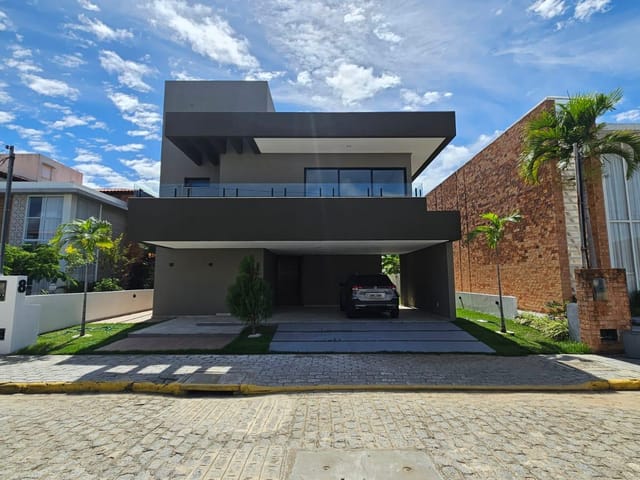 Casa 4 quartos e 6 banheiros, à venda, no bairro Robalo em Aracaju