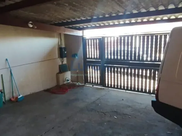 Casa com 180m² 3 quartos e 1 banheiro, à venda, no bairro Jardim São Marcos em Valinhos