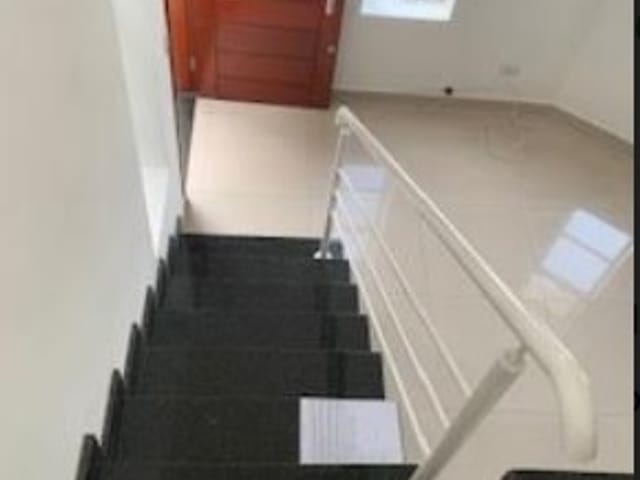 Casa 3 quartos e 1 banheiro, para alugar, no bairro Vila Yolanda em Osasco
