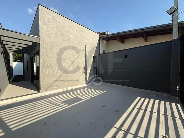 Casa com 150m² 4 quartos e 2 banheiros, para alugar, no bairro Vila Jorge Zambon em Jaguariúna