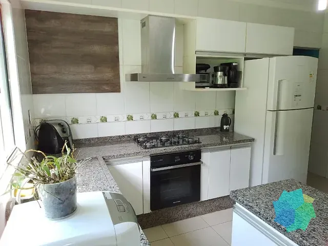 Casa com 150m² 4 quartos e 3 banheiros, à venda, no bairro Loteamento Terras de São Pedro e São Paulo em Salto
