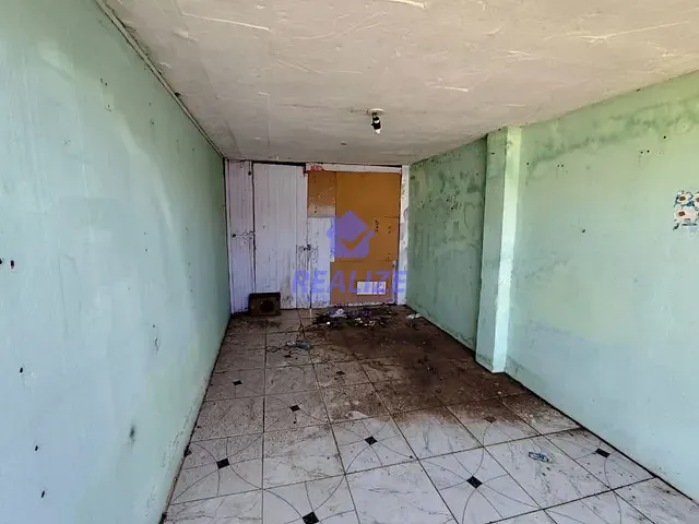 Casa com 330m² 2 quartos e 1 banheiro, à venda, no bairro Alto em Botucatu