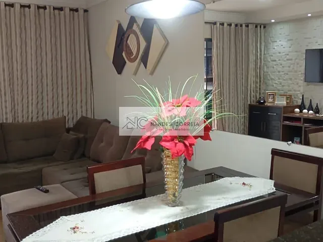 Casa com 250m² 3 quartos e 5 banheiros, à venda, no bairro Jardim do Leste em Londrina