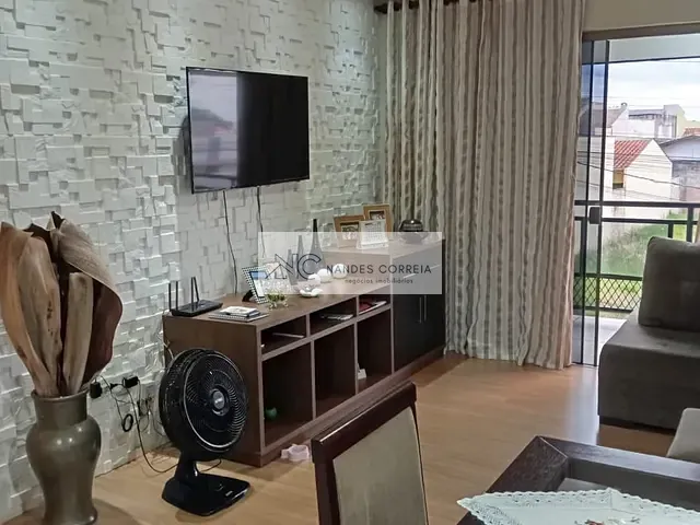 Casa com 250m² 3 quartos e 5 banheiros, à venda, no bairro Jardim do Leste em Londrina