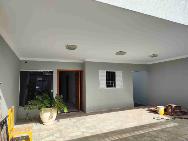 Casa 3 quartos e 3 banheiros, à venda, no bairro Parque Universitário em Fernandópolis