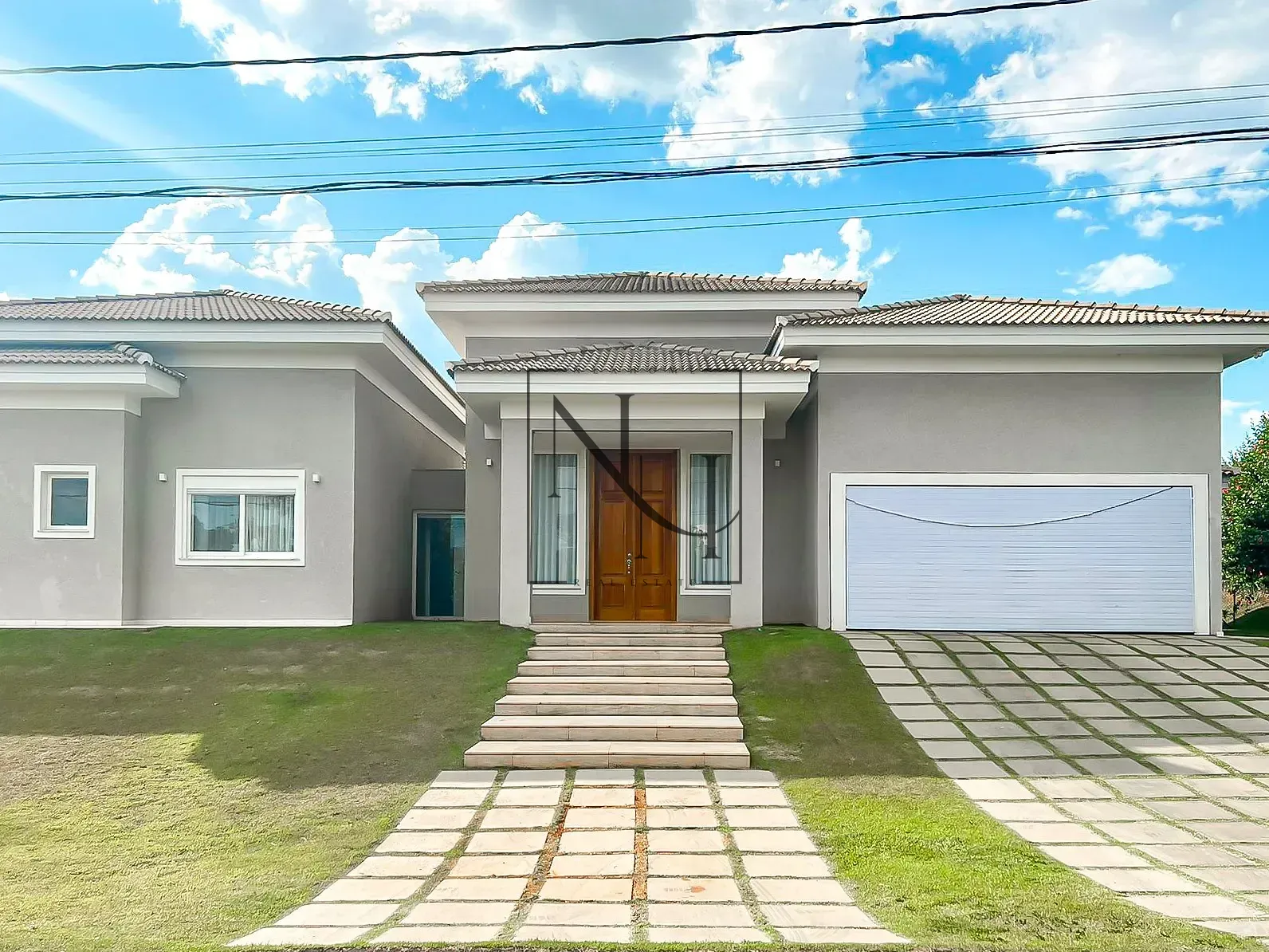Casa, 4 quartos, 386 m² - Foto 1