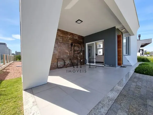 Casa com 350m² 3 quartos e 3 banheiros, à venda, no bairro Araça em Capão da Canoa