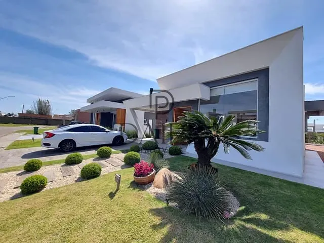 Casa com 350m² 3 quartos e 3 banheiros, à venda, no bairro Araça em Capão da Canoa