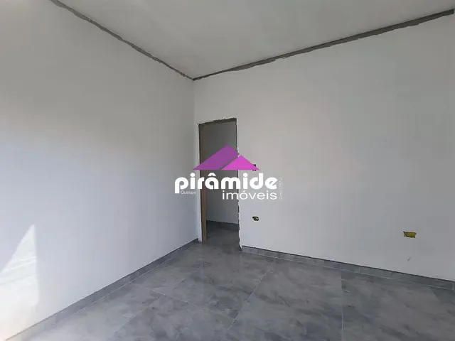 Casa com 245m² 3 quartos e 2 banheiros, à venda, no bairro Jardim das Gaivotas em Caraguatatuba