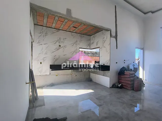 Casa com 245m² 3 quartos e 2 banheiros, à venda, no bairro Jardim das Gaivotas em Caraguatatuba