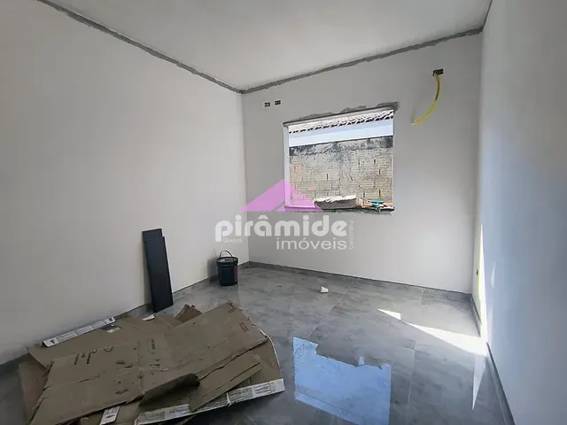 Casa com 245m² 3 quartos e 2 banheiros, à venda, no bairro Jardim das Gaivotas em Caraguatatuba