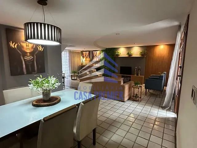 Casa 5 quartos e 3 banheiros, à venda, no bairro Castália em Itabuna