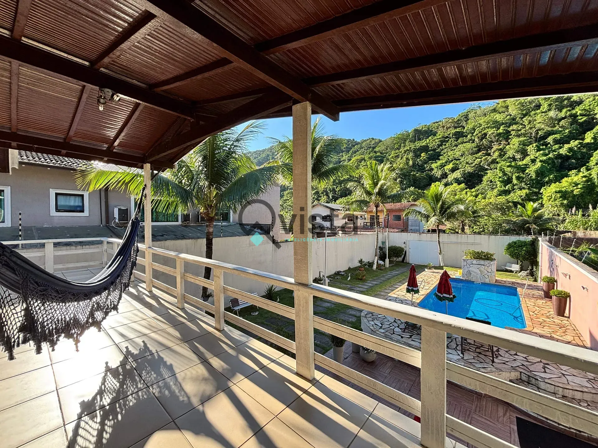 Casa, 4 quartos, 136 m² - Foto 1