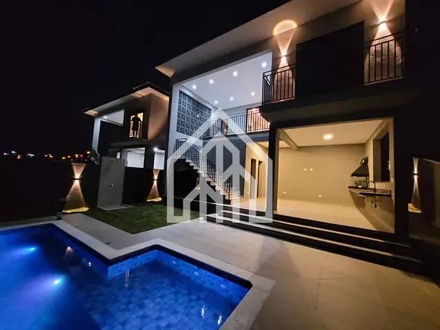 Casa com 384m² 3 quartos e 3 banheiros, à venda, no bairro Loteamento Parque Residencial Serras de Atibaia II em Atibaia