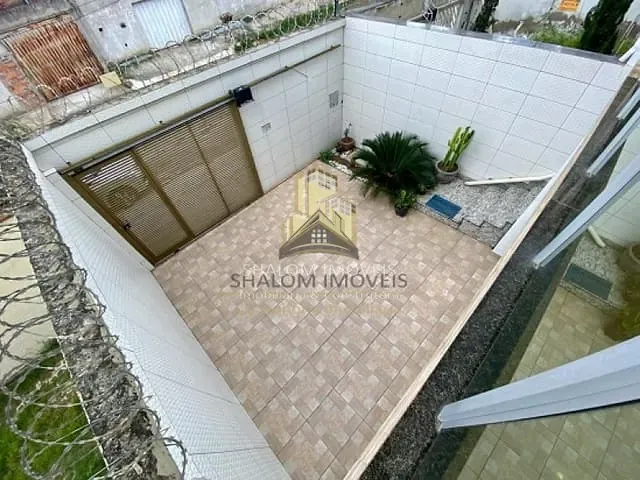 Casa com 180m² 3 quartos e 2 banheiros, à venda, no bairro Parque Xangri-La em Contagem
