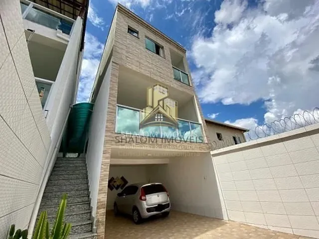Casa com 180m² 3 quartos e 2 banheiros, à venda, no bairro Parque Xangri-La em Contagem