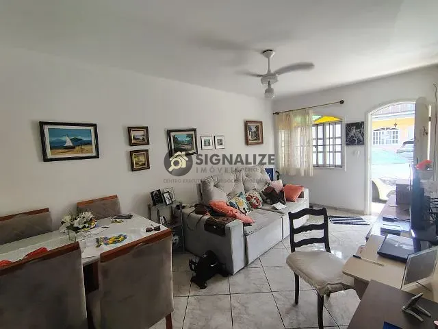 Casa com 1200m² 2 quartos e 2 banheiros, à venda, no bairro Jardim Excelsior em Cabo Frio
