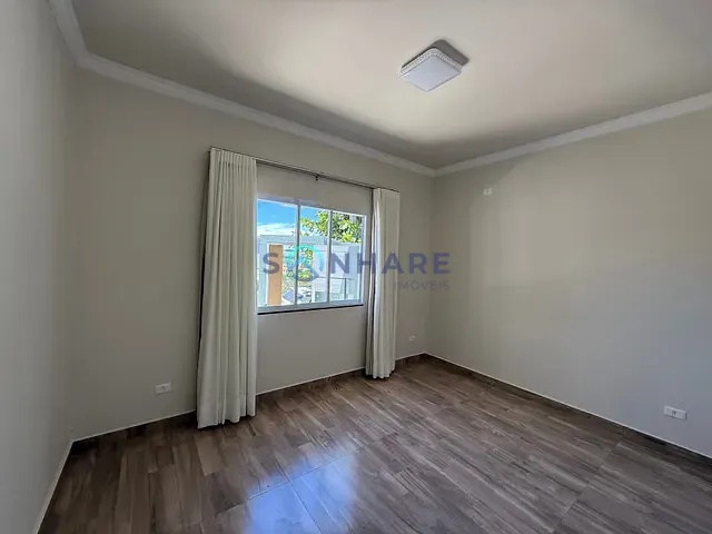 Casa 3 quartos e 2 banheiros, à venda, no bairro Bairro Alto em Tomazina