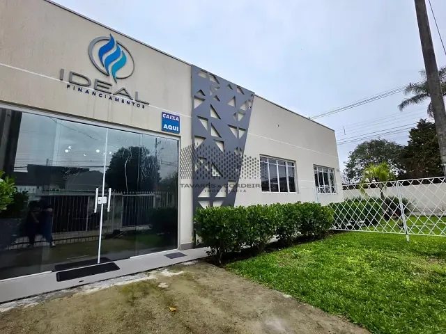 Casa para alugar, no bairro Xaxim em Curitiba