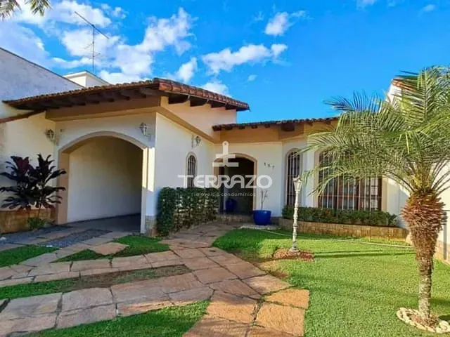 Casa com 360m² 4 quartos e 2 banheiros, à venda, no bairro Vila Santa Cecília em Volta Redonda