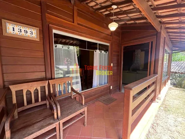 Casa com 250m² 5 quartos e 4 banheiros, para alugar, no bairro Retiro do Chalé (Piedade do Paraopeba) em Brumadinho