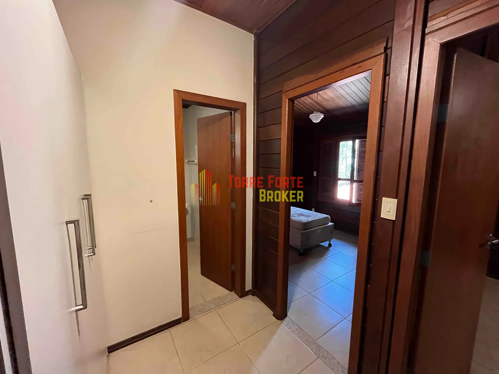 Casa, 5 quartos, 250 m² - Foto 14