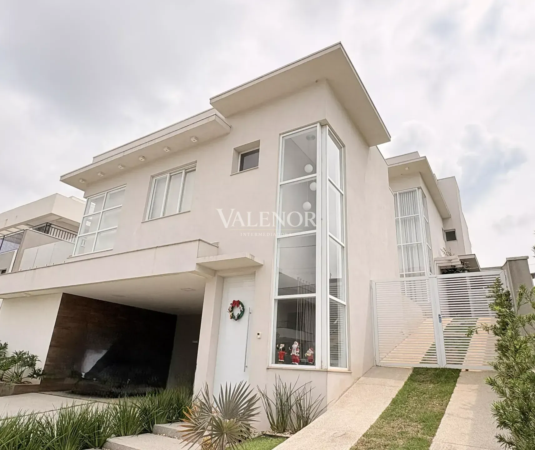 Casa, 4 quartos, 483 m² - Foto 1
