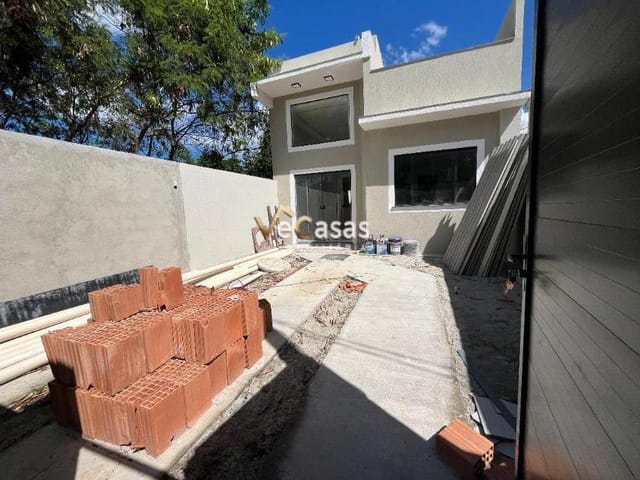 Casa com 100m² 2 quartos e 2 banheiros, à venda, no bairro Jardim Bela Vista em Rio das Ostras