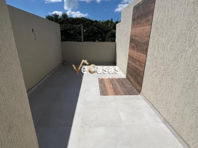 Casa com 100m² 2 quartos e 2 banheiros, à venda, no bairro Jardim Bela Vista em Rio das Ostras