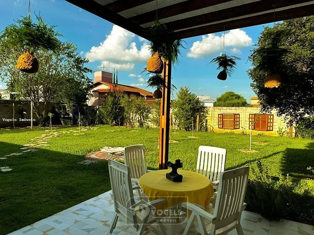 Casa 3 quartos e 4 banheiros, à venda, no bairro Palm Park em Holambra