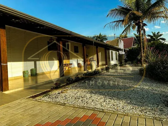 Casa 3 quartos e 4 banheiros, à venda, no bairro Palm Park em Holambra