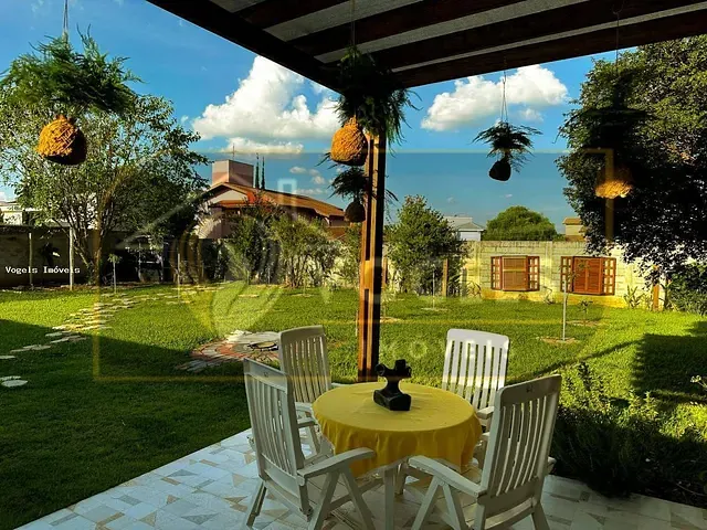 Casa 3 quartos e 4 banheiros, à venda, no bairro Palm Park em Holambra