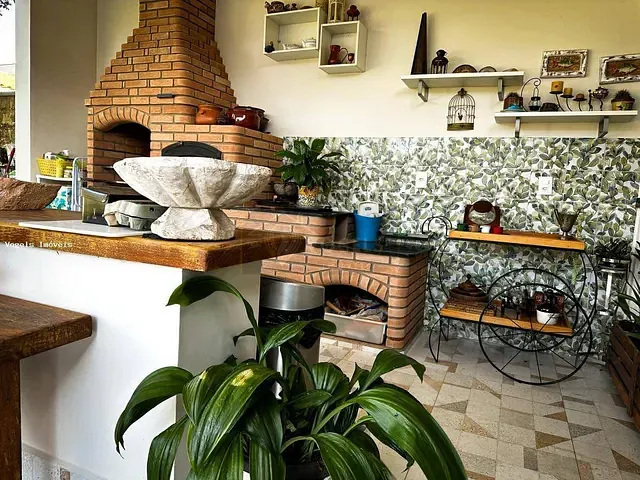 Casa 3 quartos e 4 banheiros, à venda, no bairro Palm Park em Holambra