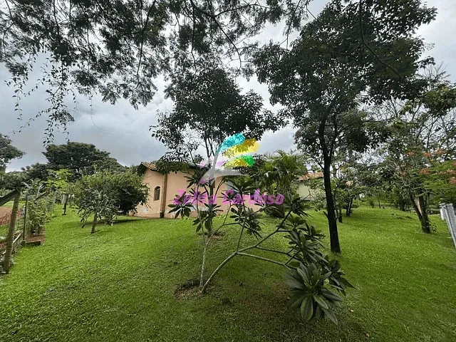 Casa com 2000m² 4 quartos e 2 banheiros, à venda, no bairro Condomínio Vale do Ouro em Ribeirão das Neves