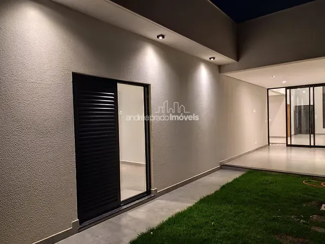 Casa 3 quartos e 3 banheiros, à venda, no bairro Chamonix em Londrina