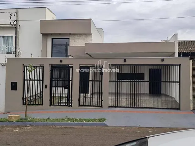 Casa 3 quartos e 3 banheiros, à venda, no bairro Chamonix em Londrina