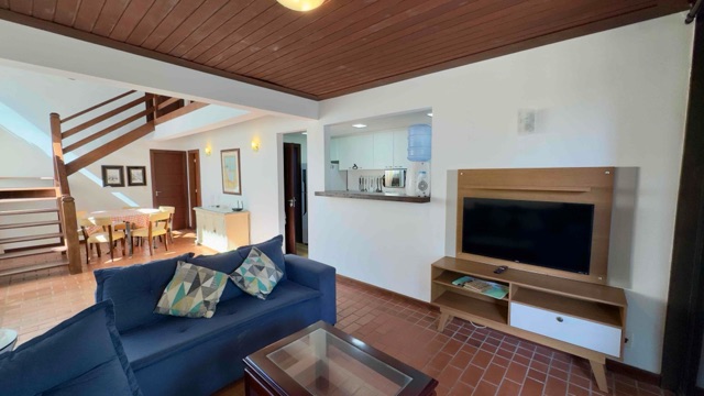 Casa com 749m² 3 quartos e 1 banheiro, à venda, no bairro Ogiva  em Cabo Frio