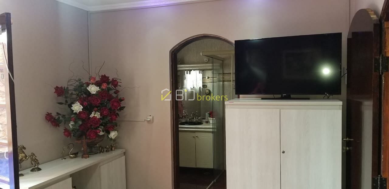 Casa, 4 quartos, 320 m² - Foto 20