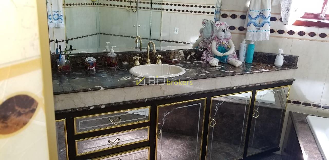 Casa, 4 quartos, 320 m² - Foto 23