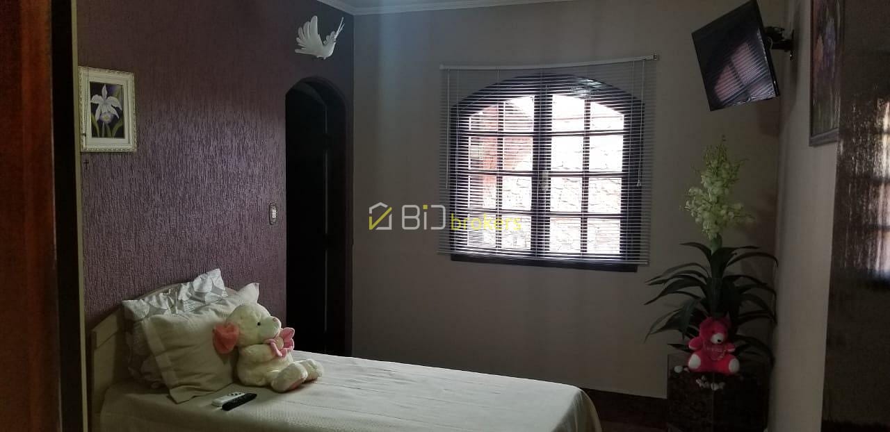 Casa, 4 quartos, 320 m² - Foto 33