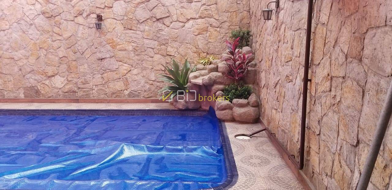 Casa, 4 quartos, 320 m² - Foto 40